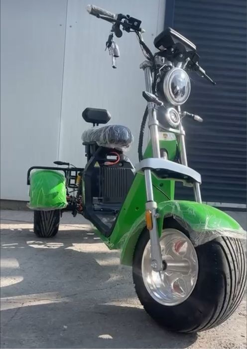 Scuter electric cu 3 roti nou