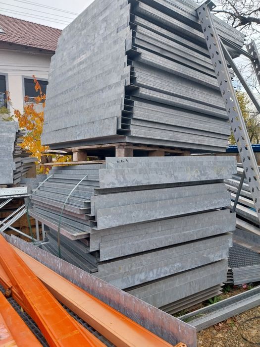 De vânzare scări zincate confecții pe comandă la cererea clientu,102x8