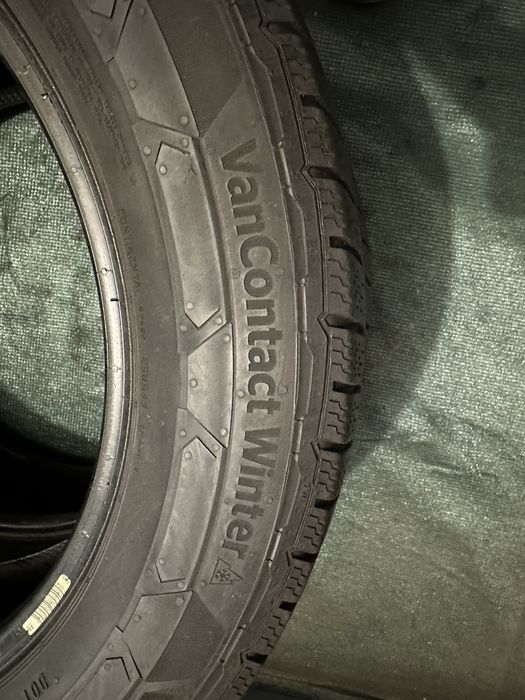215/60 R17C 104/102H - Continental Van Contact Winter M+S Oferta