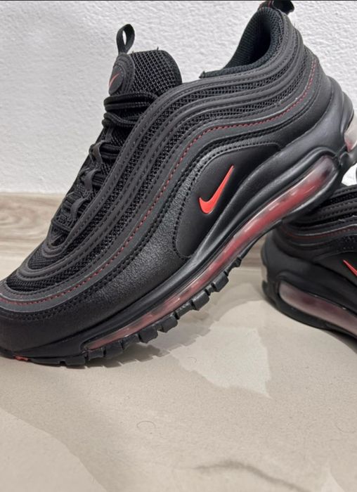 Adidași nike air max 97