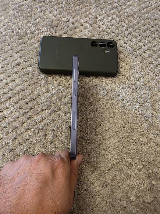 Samsung Galaxy S24, impecabil ca NOU