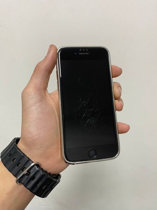 IPhone 6  Arzon obmen bor