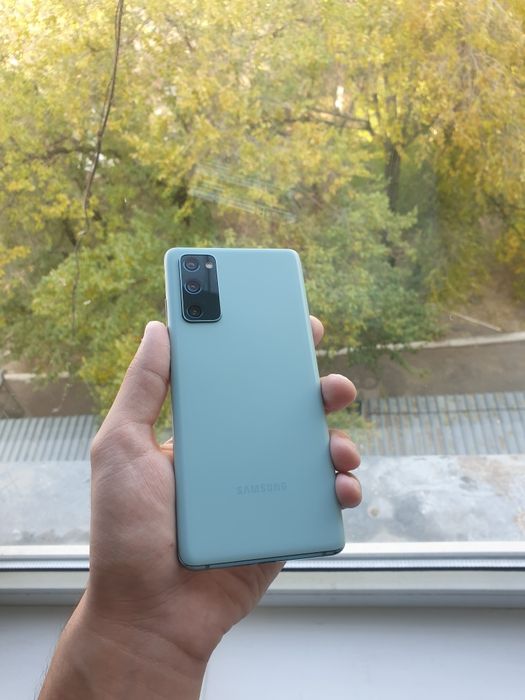 Samsung s20fe / Самсунг с20фе