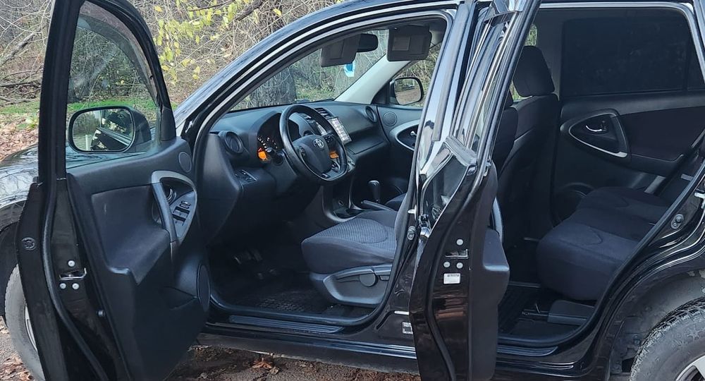 Toyota Rav-4 - Automata - 4x4 - fab 2012