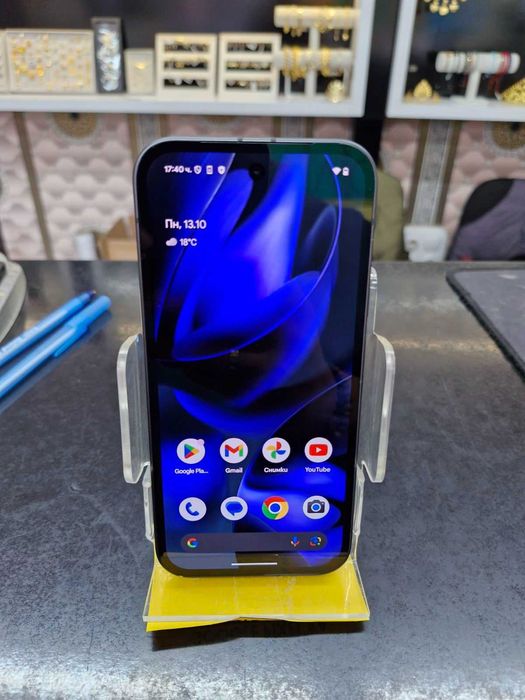 *Google Pixel 9A*
