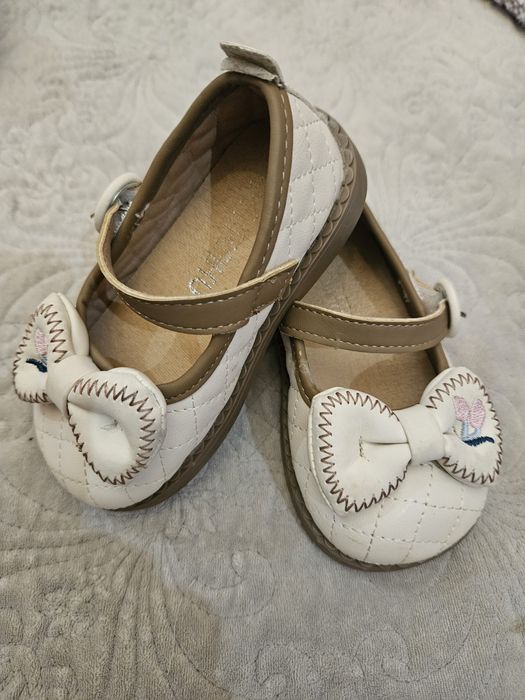 Обувь для девочки