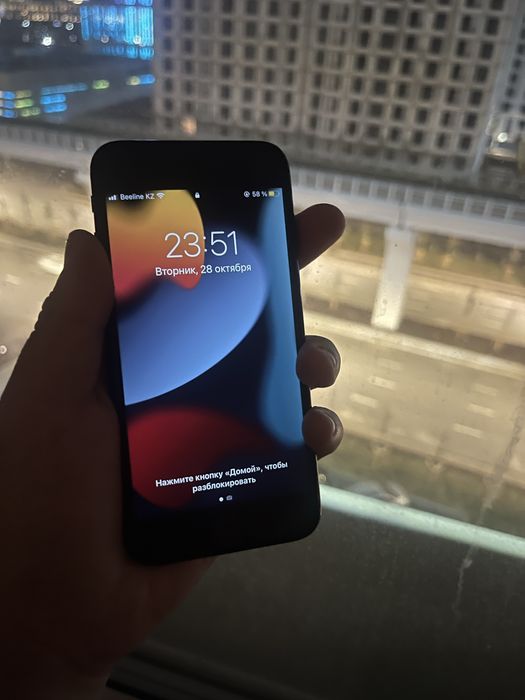 СРОЧНО Продам новый iphone 7