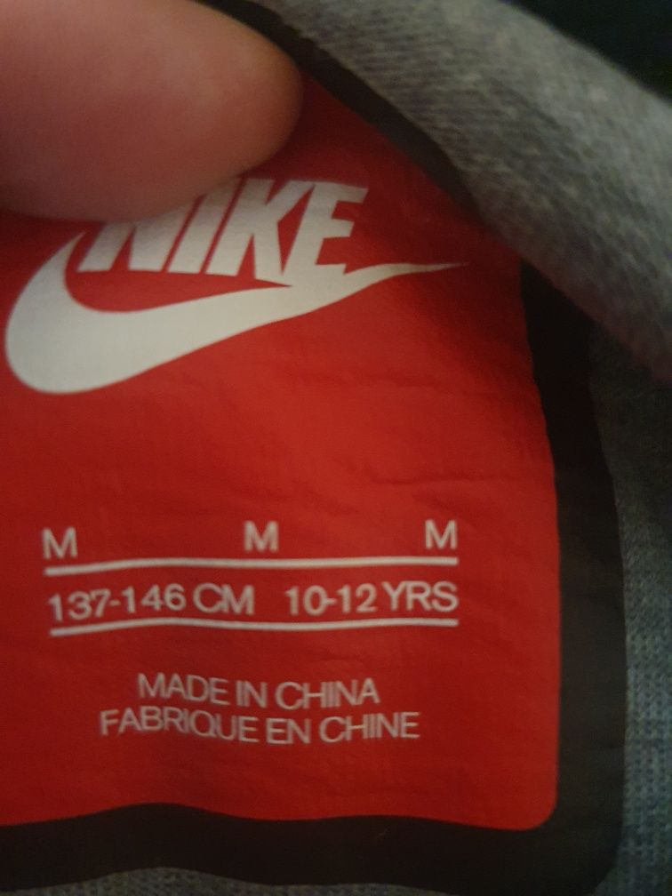 Nike tech hoody 132-146см 10-12yrs