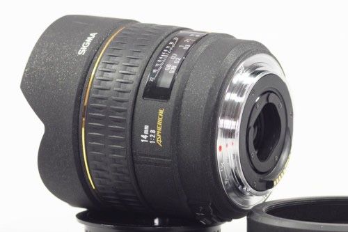 Obiectiv Sigma 14mm F2.8 EX DG HSM pentru Canon