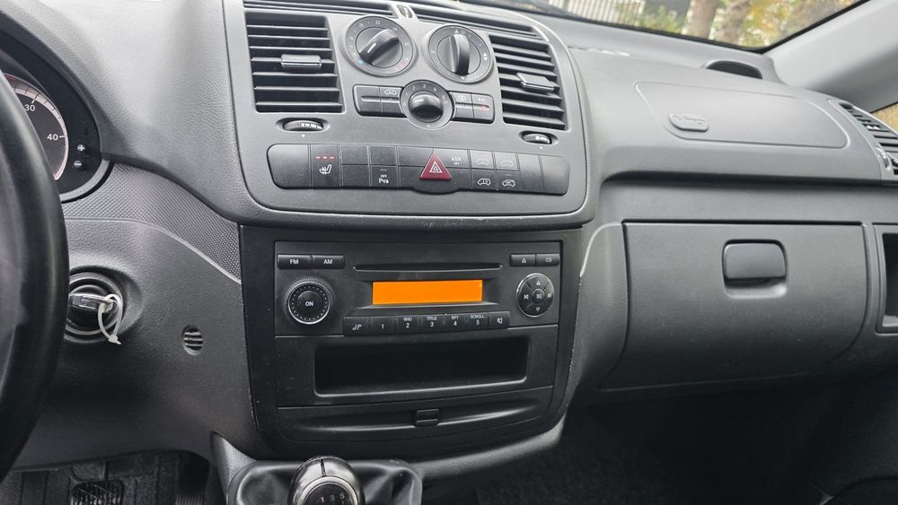 Mercedes-Benz Vito 2.2 cdi *136 CP * An 2014 * 3 Locuri * Euro 5
