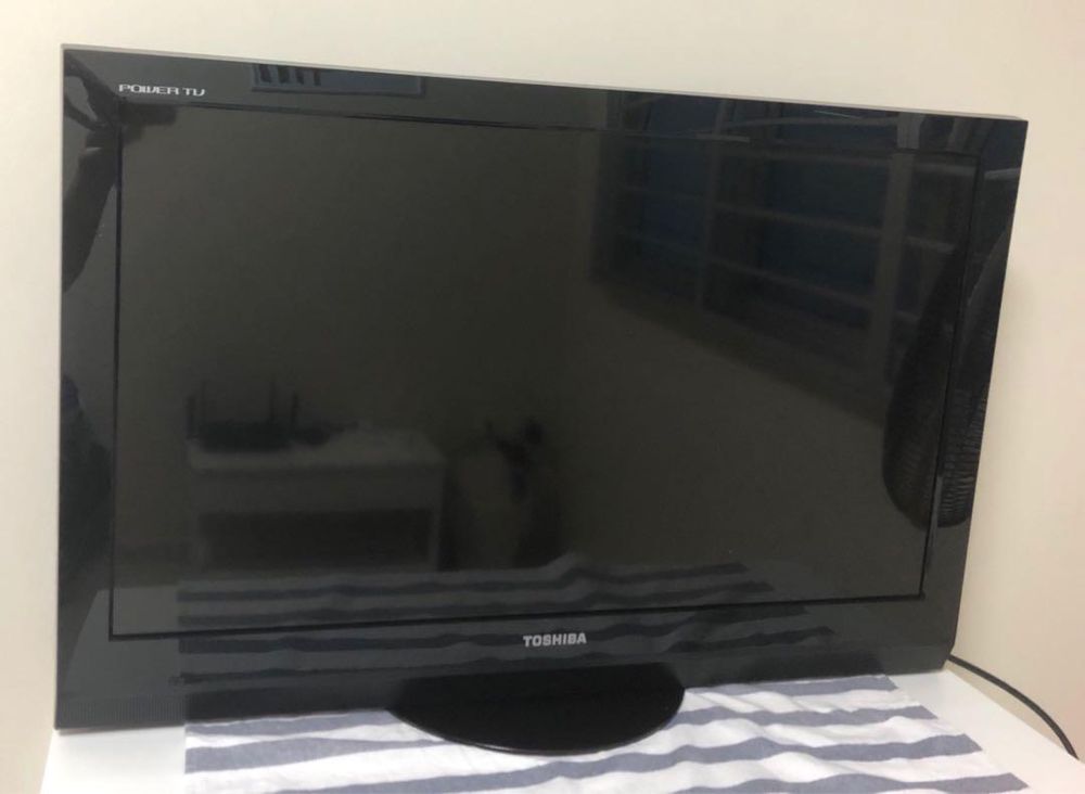 Телевизор Toshiba LCD 32 INCH
