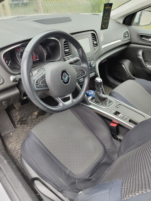 Renault Megane Sedan Intens, an 2021