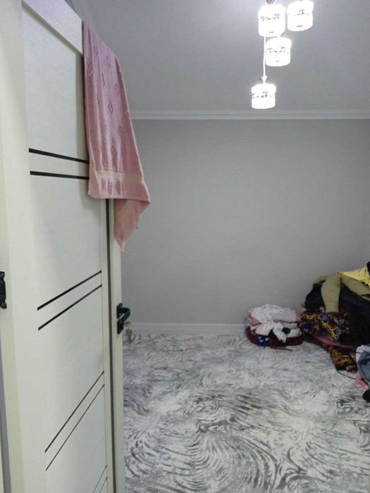 В Центре Города Срочно продаётся 1в2 комнатная квартира с ремонтом