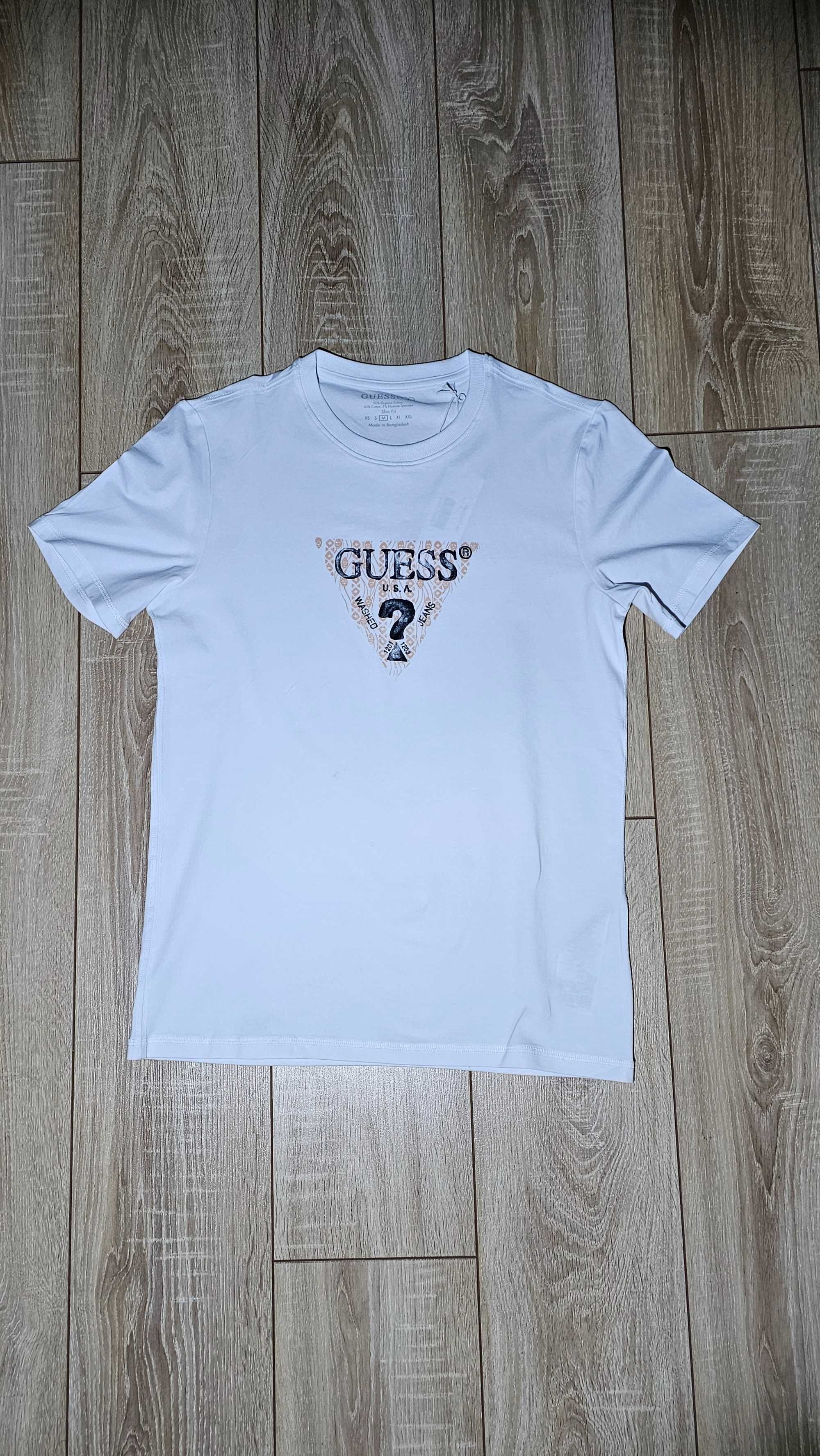 Оригинална Мъжка Бяла Тениска Guess