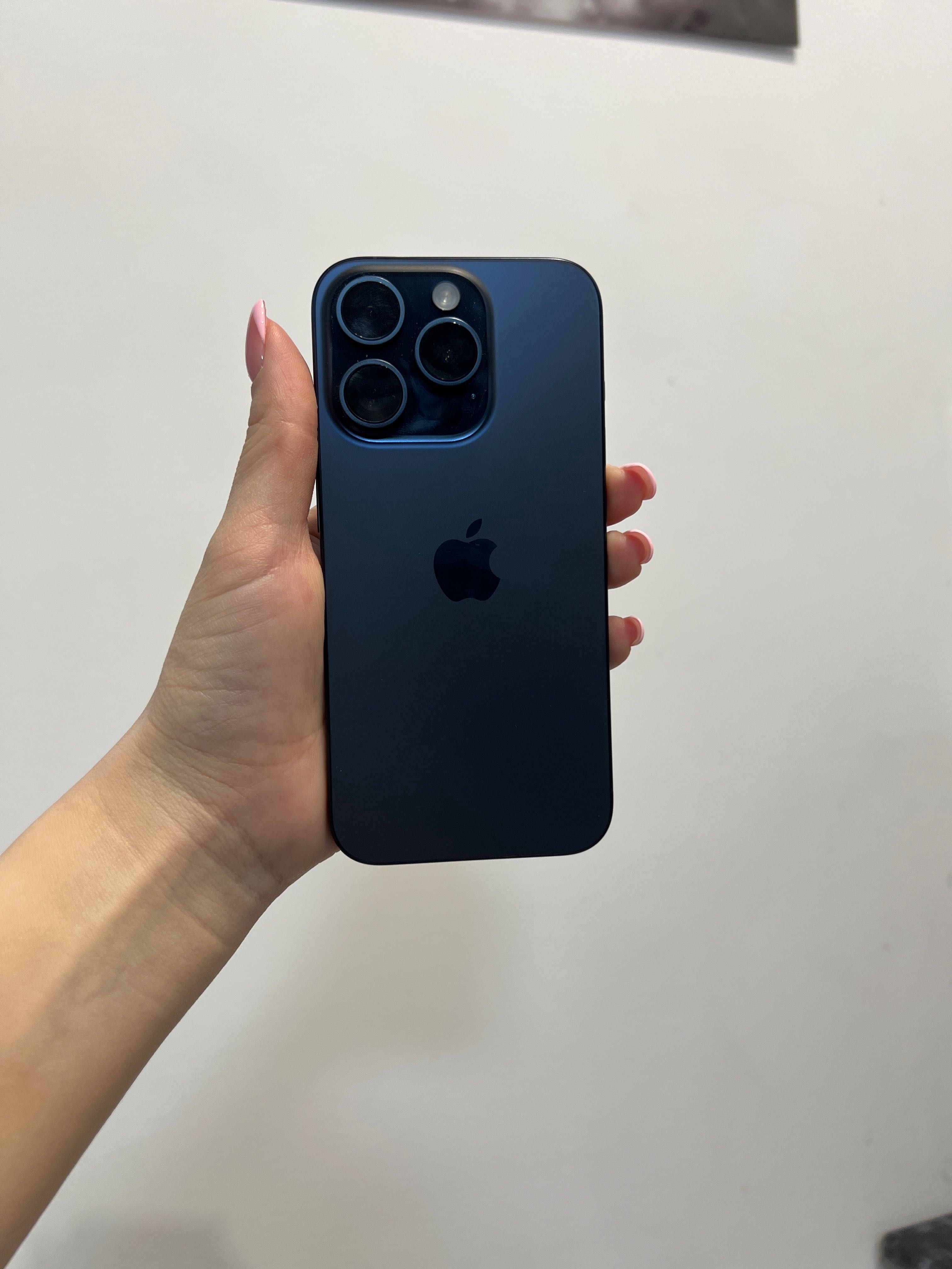 Продам  iPhone 15 pro