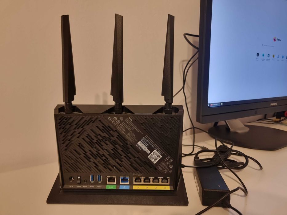 Router asus rt-ax86u wifi 6 with latest custom firmware asuswrt merlin