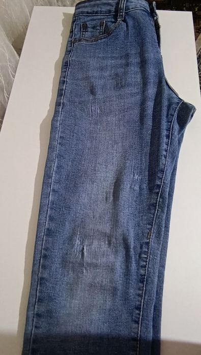 Ayollar uchun jinsi shim