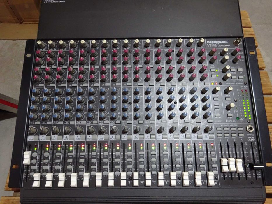 Mixer audio Mackie CR1604-VLZ 16