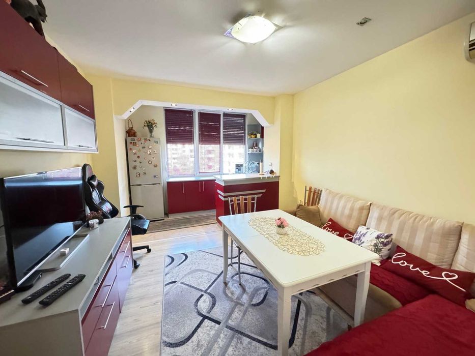 Продава се Тристаен апартамент в Велико Търново, Център - 75 кв.м за 1434 €/кв.м - Снимка #7