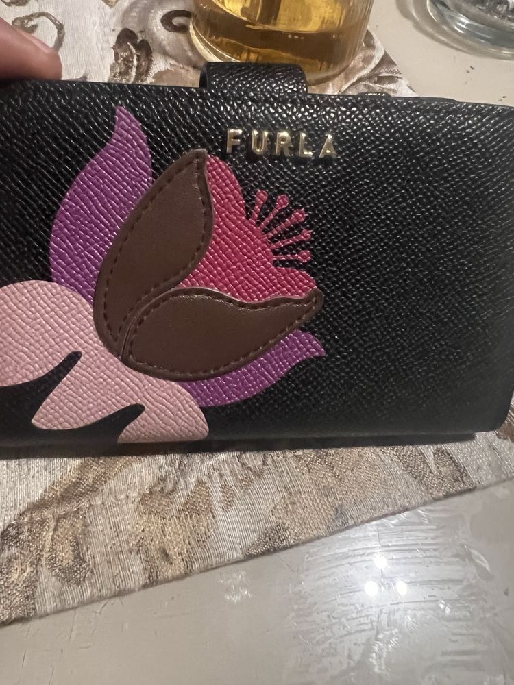 FURLA дамско портмоне