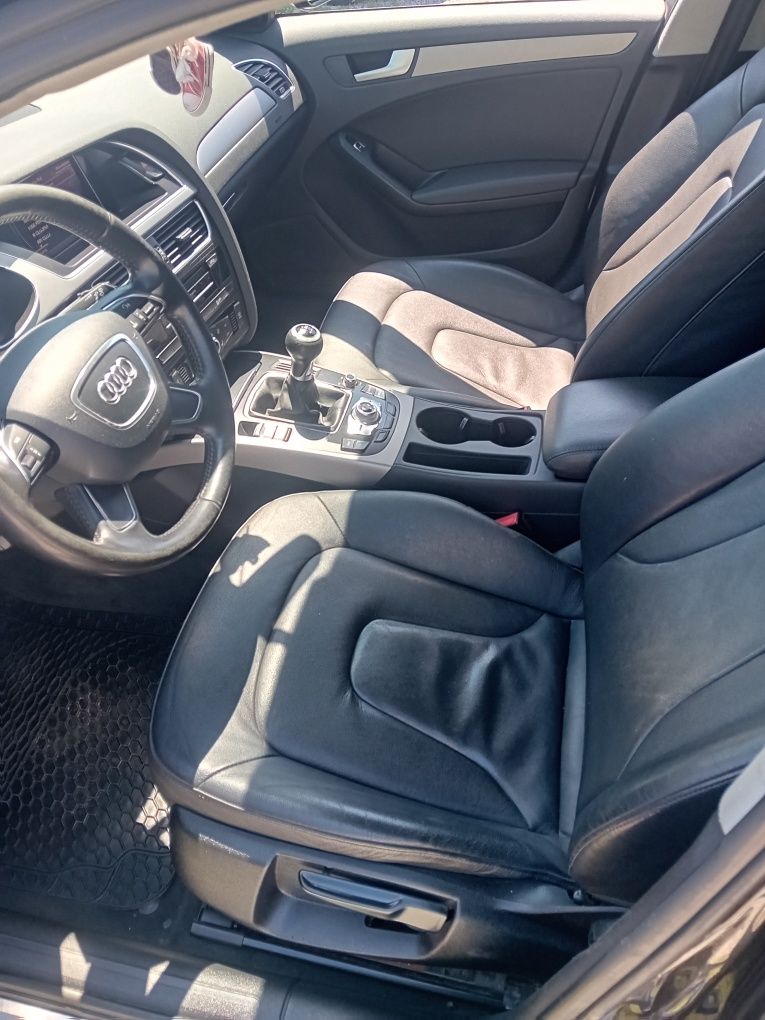 Audi A4 B8.5 An 2013 2.0 tdi euro 5 cod motor cjc.
Înmatriculat ro de