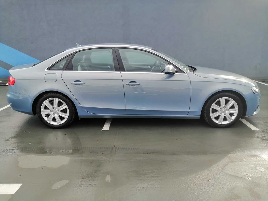 Audi A4 B8 2.0TDI 170CP / Euro5 / 169.000km /Xenon/Alcantara / Sirocol