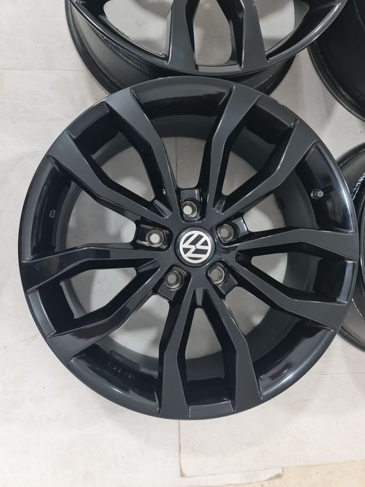 Jante 18 VW Transporter T5 T6 Caravelle Multivan Amarok Touareg 5x120