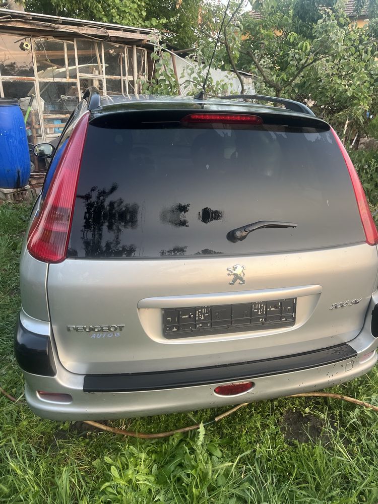 Пежо. 206 SW блокирал двигател