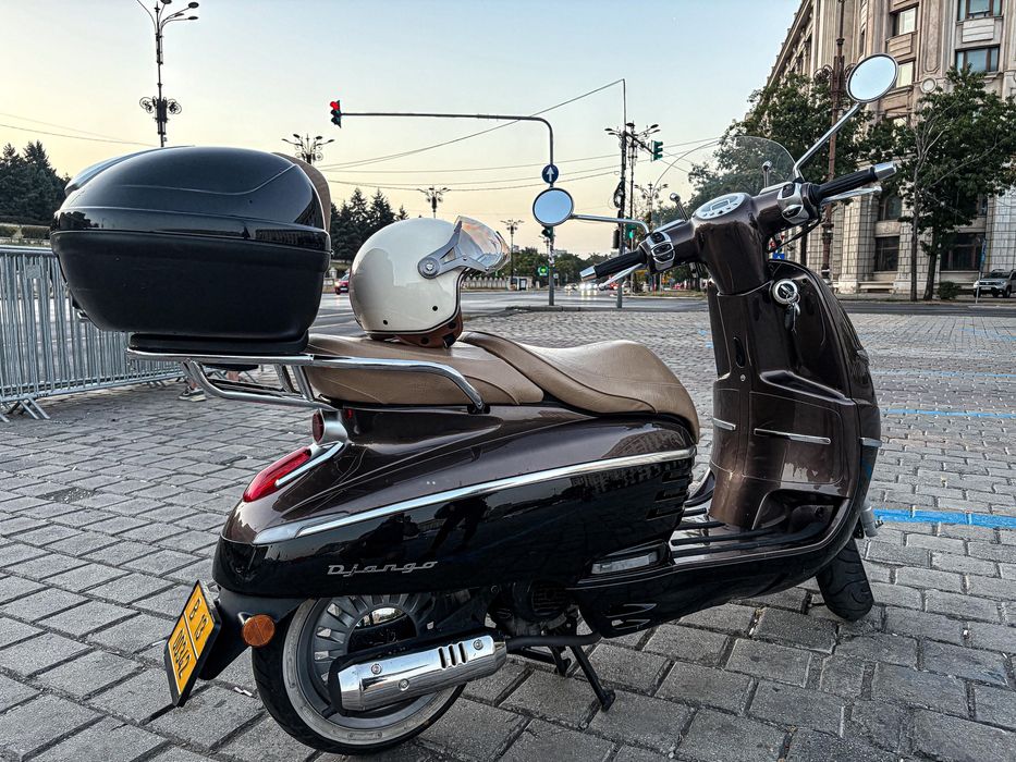 Scuter Peugeot Django 49cc 4T