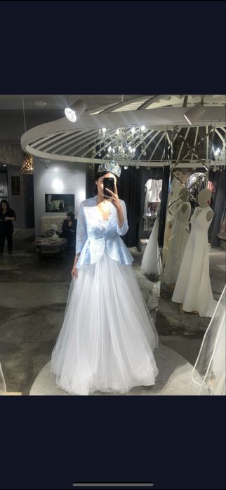 Свадебное платье