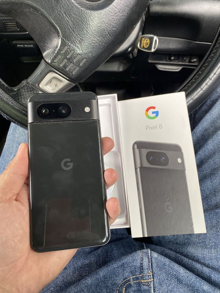 Pixel 8. 8/128.