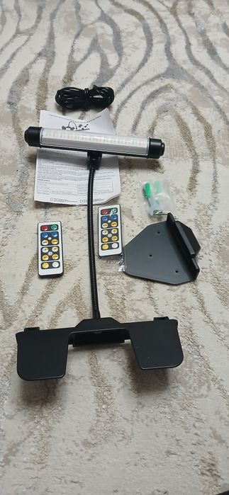 Lampa pt birou/ masa / perete LED cu telecomanda si brat pivotant