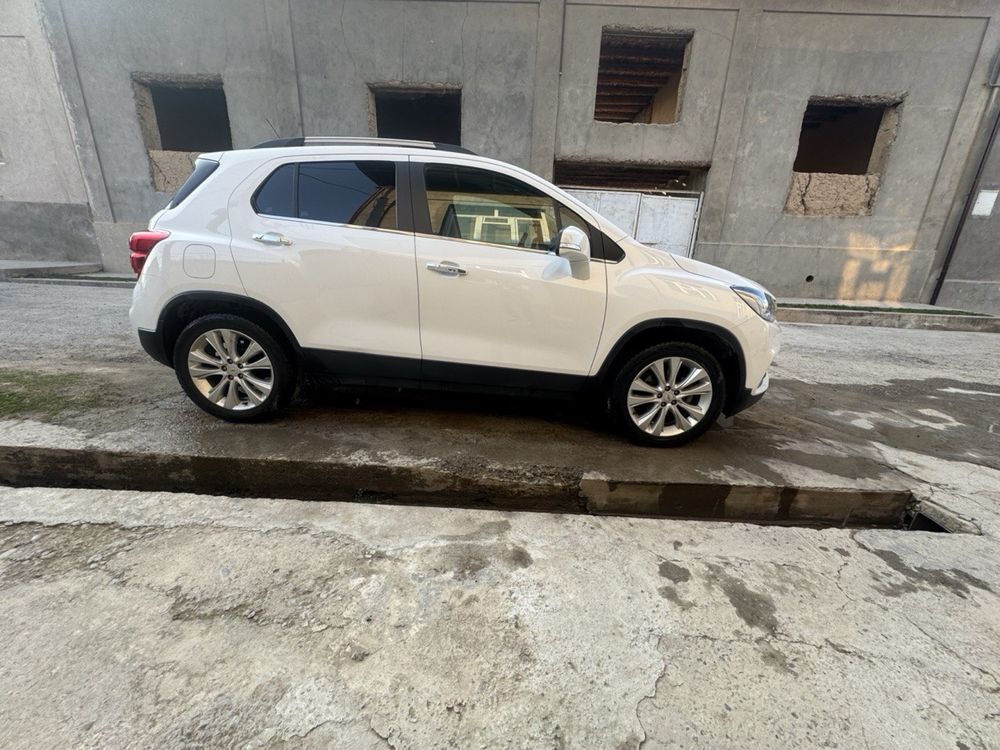 Chevrolet Tracker Primer full 2020