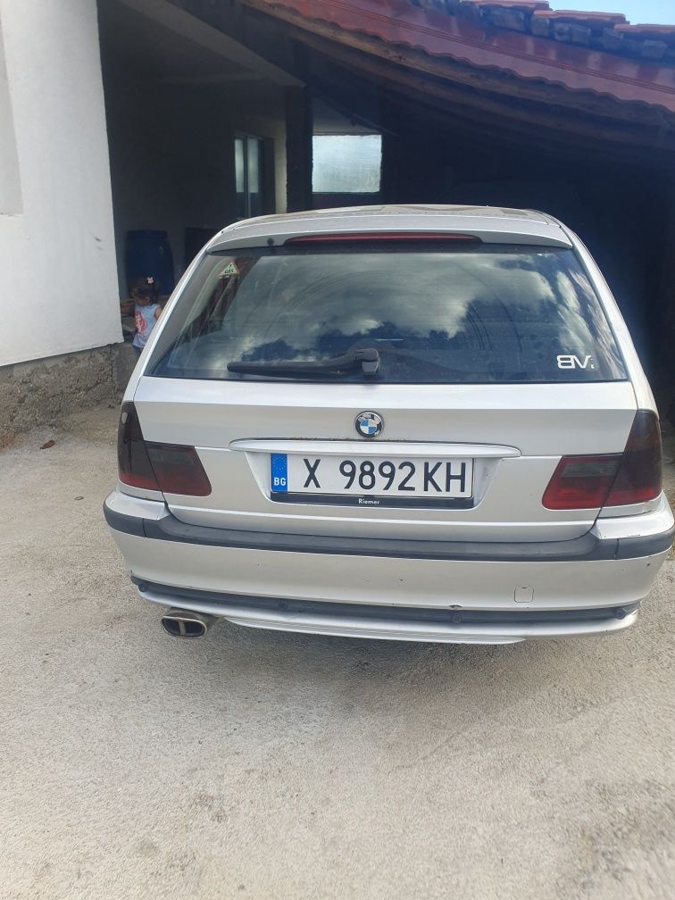 BMW E 46 320I Gaz/Benz Колата Се Дава за части