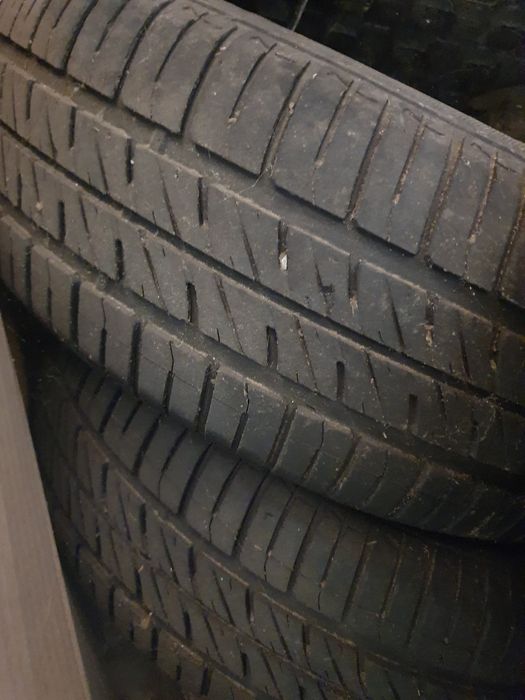 Vând cauciucuri debica de vara