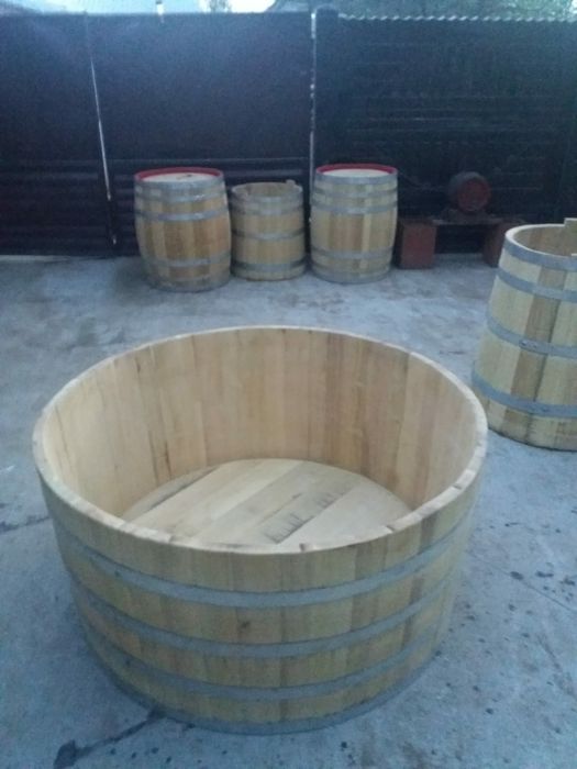 Vand butoaie, butoiase si putini din lemn!