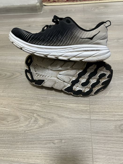 Adidasi Hoka Rincon 3