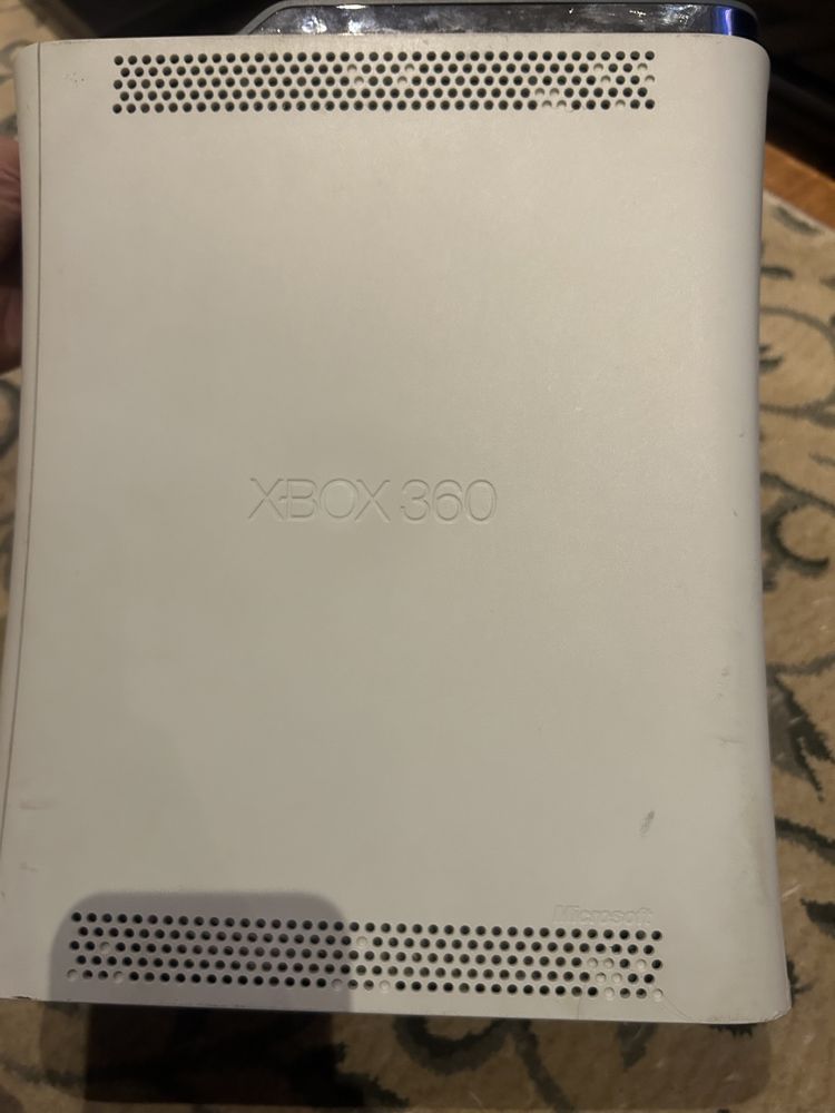 Продавам XBox 360