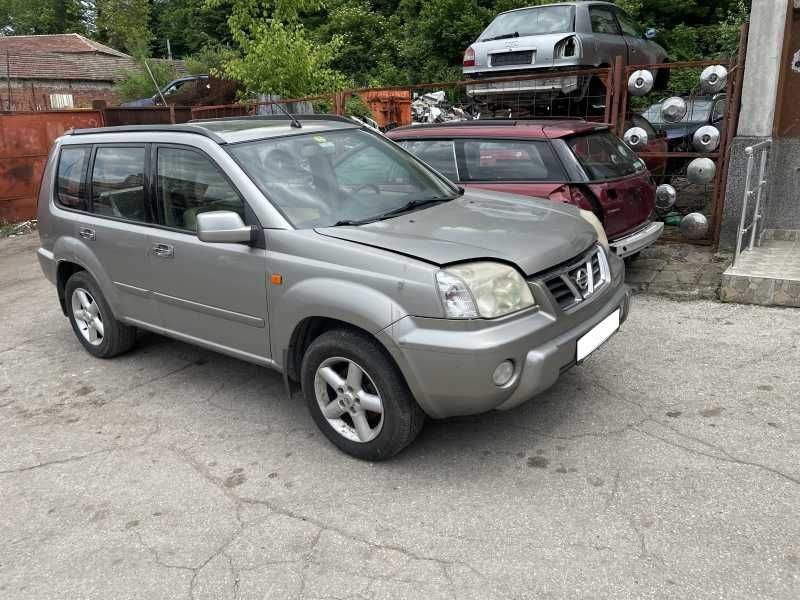 Нисан екс трейл 2.2 / DCINissan X-trail 2.2 DCI на части