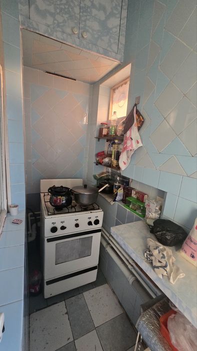 Чиланзар 18.  1 комнатная франция балкон 1.х 7