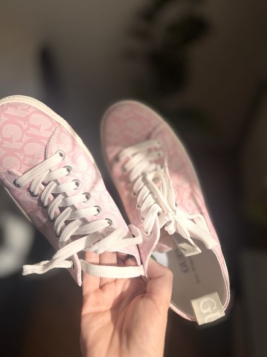 Гуменки на GUESS