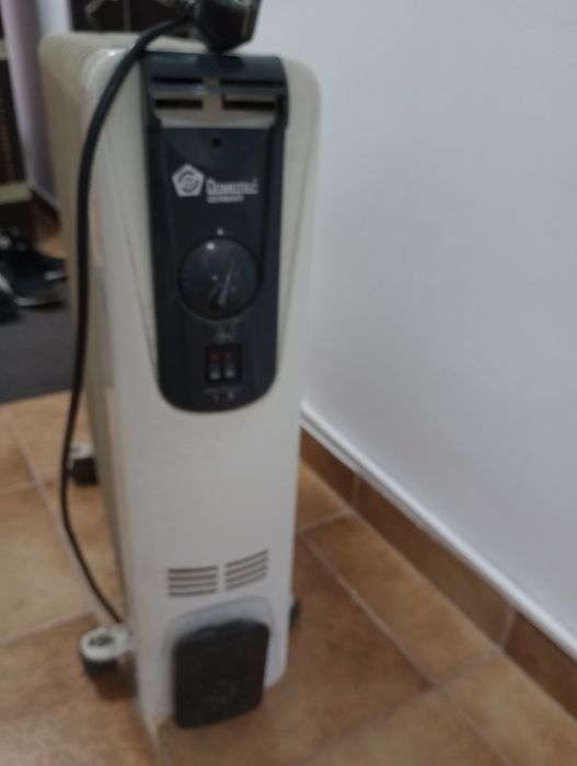 Vând calorifer 12 elemenți.