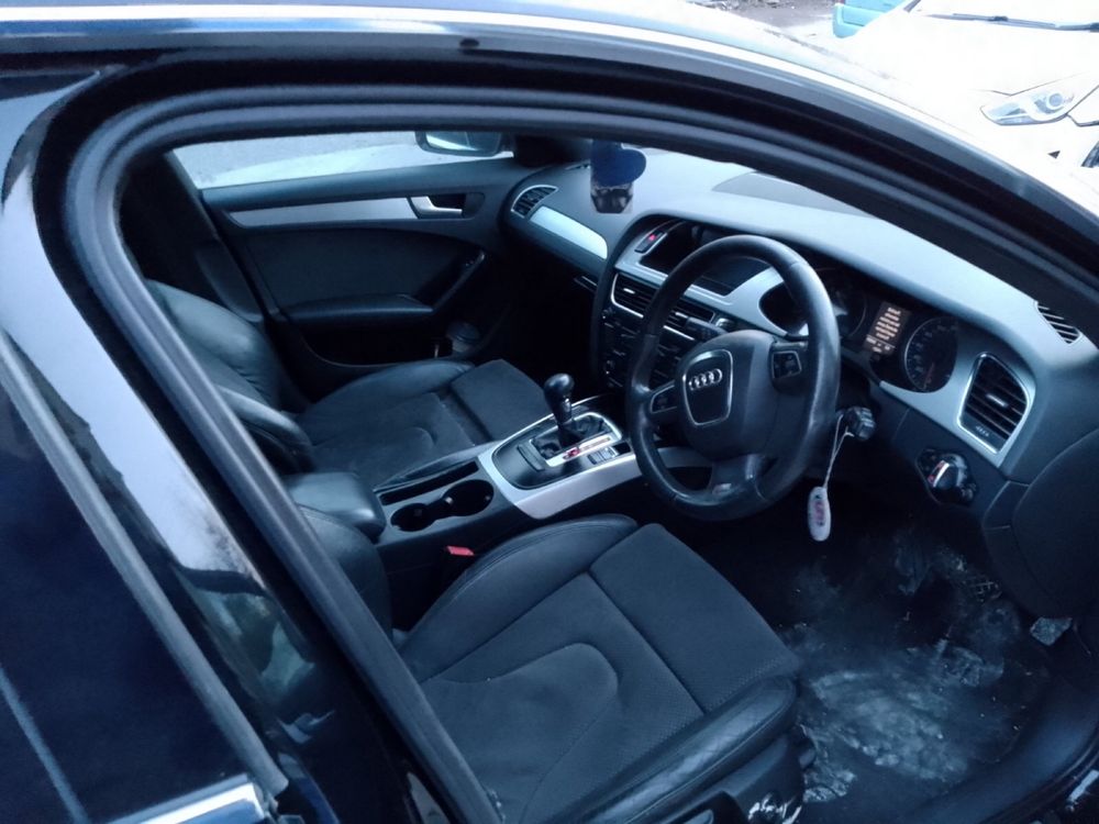 Audi A4 B8 2.0tdi 143 к.с. S-line на части