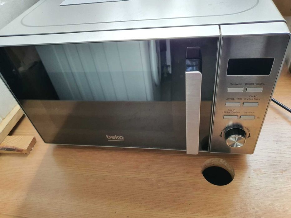Cuptor cu microunde BEKO