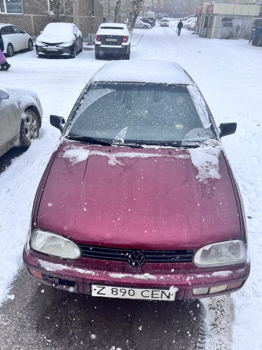 Гольф 3 купе продам на запчасти