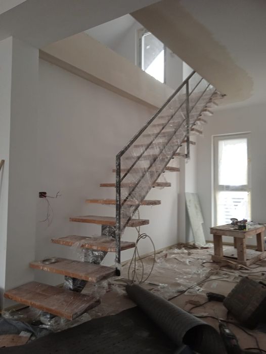 Trepte scară interioară