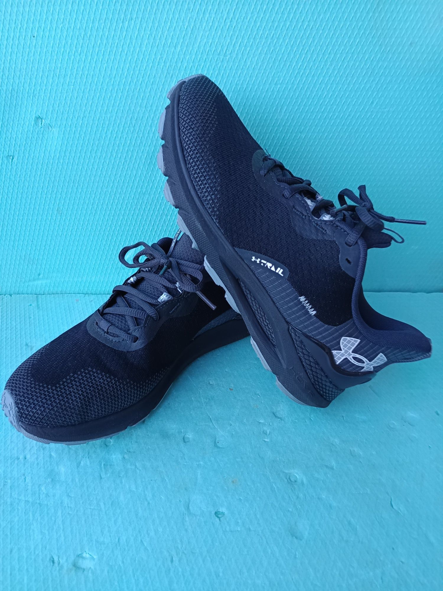 Under Armour Sonic Trail Running спортни маратонки N.41 стелка 26см.