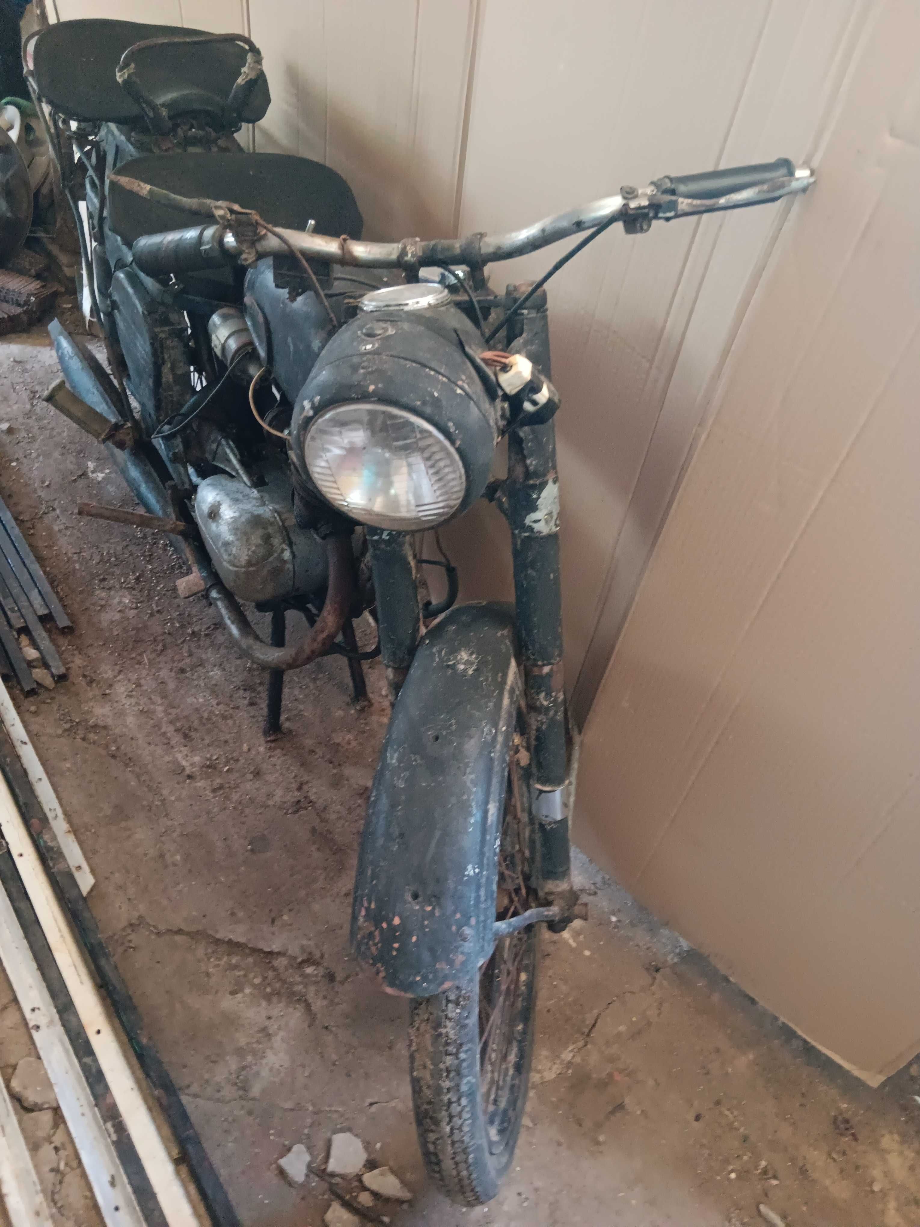 Продавам Мотоциклет Киевка К-58