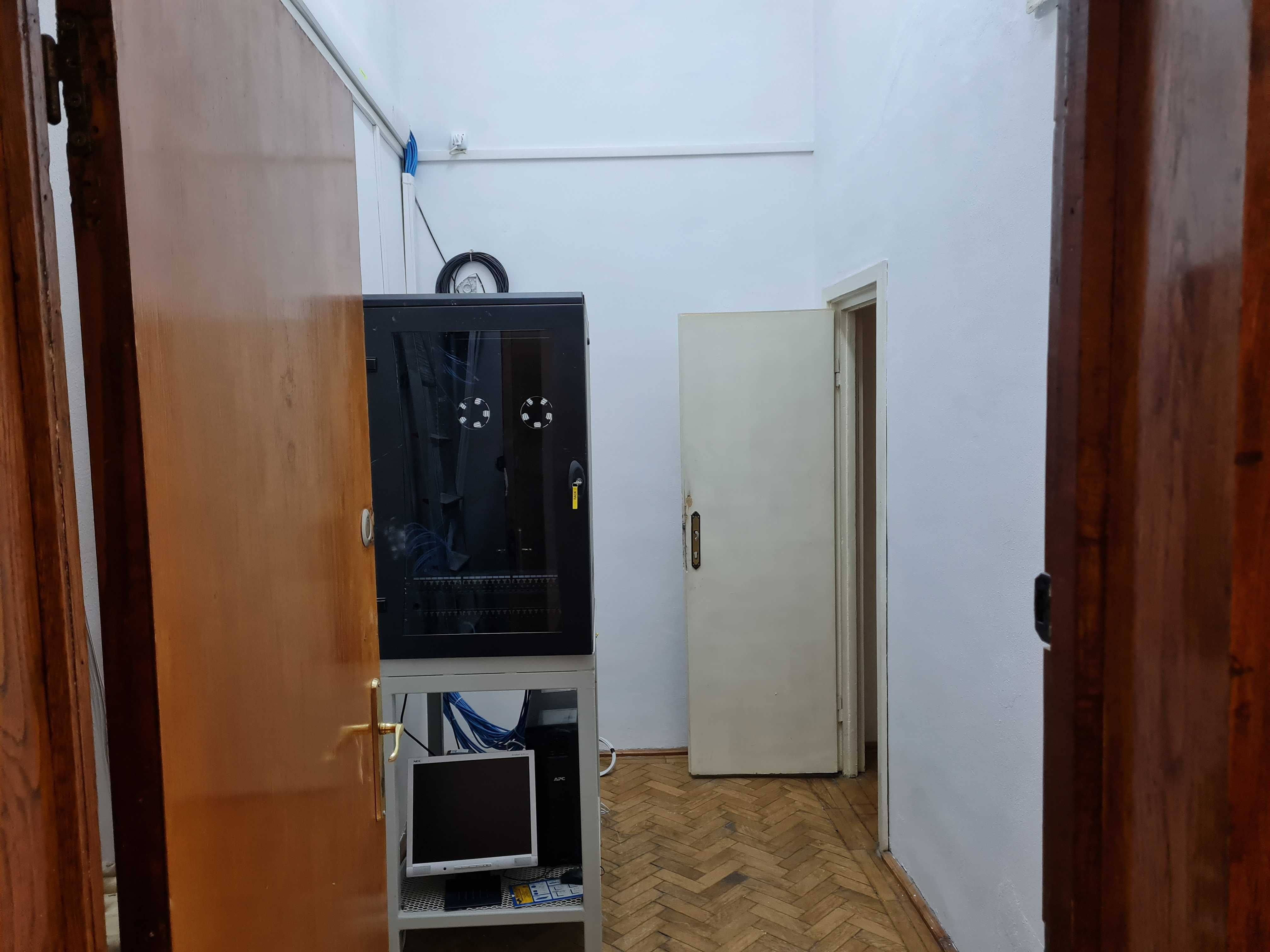 Spatiu comercial de vanzare/inchiriere zona Spicu 2600 euro/mp