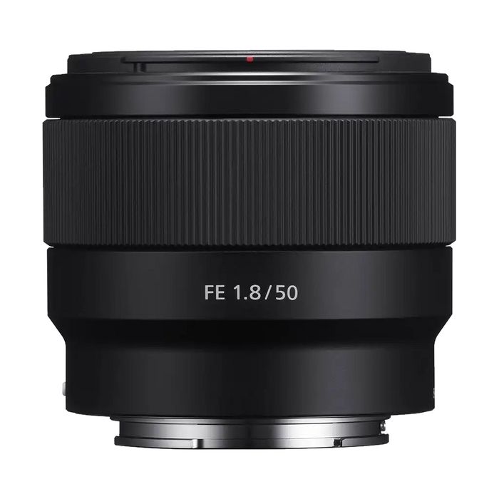 Sony 50 mm 1.8 .